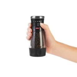 OXO Softworks Pepper Mill 9 OXO Softworks Pepper Mill -Home Furnishing Store 1000100925 alt02