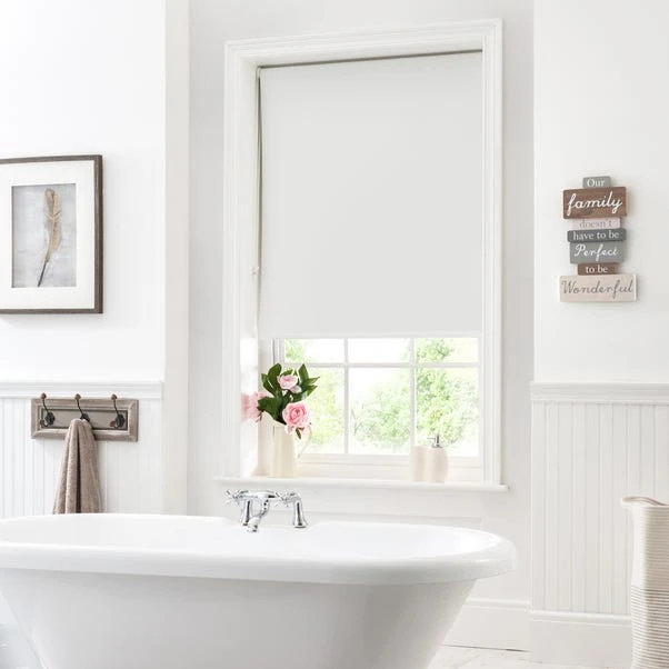 Blackout Moisture Resistant Roller Blind 7 Blackout Moisture Resistant Roller Blind - Image 5