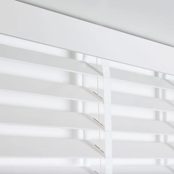 White 63mm Hardwood Venetian Blind 7 White 63mm Hardwood Venetian Blind - Image 5