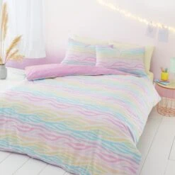 Rainbow Ombre Duvet Cover And Pillowcase Set -Home Furnishing Store 30792068 alt01