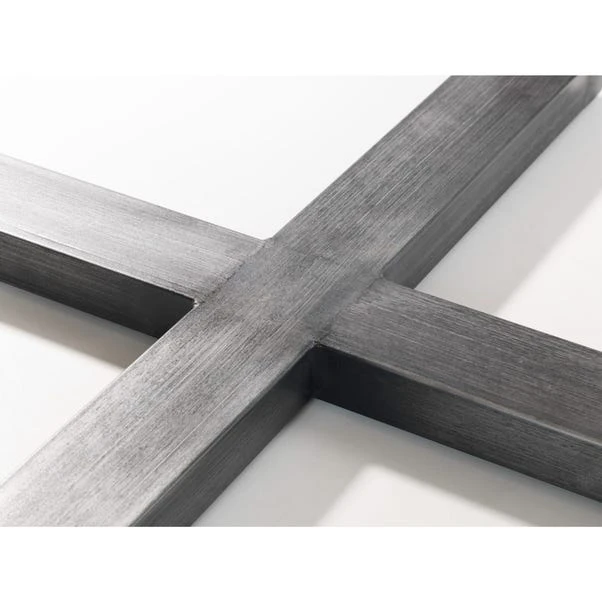 Brooklyn 4 Seater Round Dining Table, Oak 8 Brooklyn 4 Seater Round Dining Table, Oak - Image 6