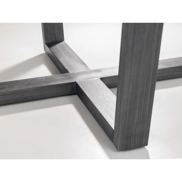 Brooklyn 4 Seater Round Dining Table, Oak 9 Brooklyn 4 Seater Round Dining Table, Oak - Image 7