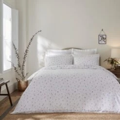 Dorma Wildflower Mauve Cotton Duvet Cover And Pillowcase Set -Home Furnishing Store 30799102 alt01