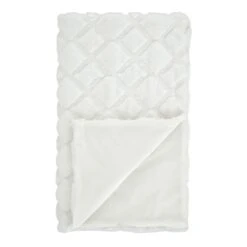 Catherine Lansfield Cosy Diamond 130cm X 170cm Throw 41 Catherine Lansfield Cosy Diamond 130cm X 170cm Throw -Home Furnishing Store 30812043 alt03