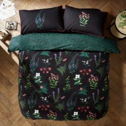 Moorland Flora Black Duvet Cover And Pillowcase Set -Home Furnishing Store 30828702