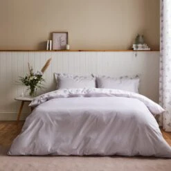 Hailey Ditsy Mauve Duvet Cover And Pillowcase Set -Home Furnishing Store 30828793 alt02