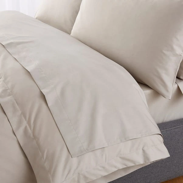 Hotel 230 Thread Count Crisp Cotton Percale Flat Sheet 3 Hotel 230 Thread Count Crisp Cotton Percale Flat Sheet