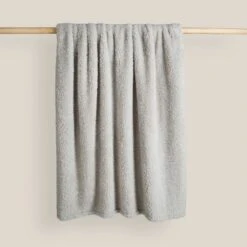 Teddy Bear Throw -Home Furnishing Store 30835450 alt01