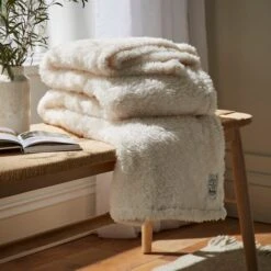 Teddy Bear Throw -Home Furnishing Store 30835451