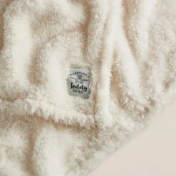 Teddy Bear Throw -Home Furnishing Store 30835451 alt02