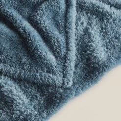 Teddy Bear Throw -Home Furnishing Store 30835452 alt01