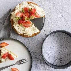 MasterClass Non Stick Spring Form Loose Base Cake Pan Round 15cm -Home Furnishing Store 30848959 alt04