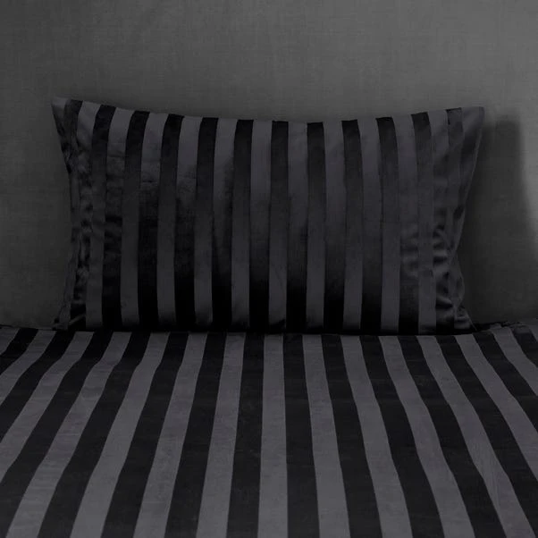 Hotel Velour Stripe Duvet Cover & Pillowcase Set 4 Hotel Velour Stripe Duvet Cover & Pillowcase Set - Image 2