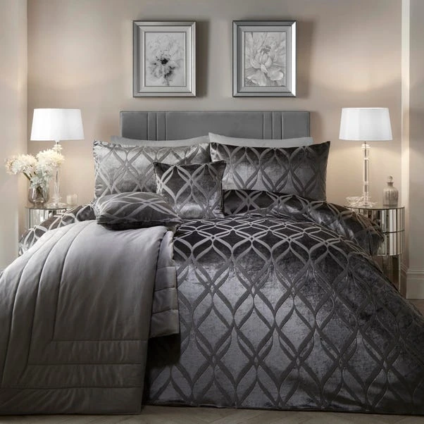 Belfort Duvet Cover And Pillowcase Set 7 Belfort Duvet Cover And Pillowcase Set - Image 5