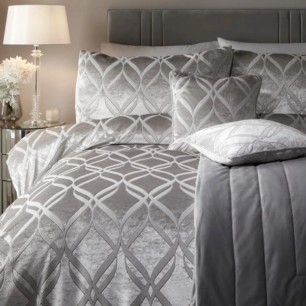 Belfort Duvet Cover And Pillowcase Set 4 Belfort Duvet Cover And Pillowcase Set - Image 2