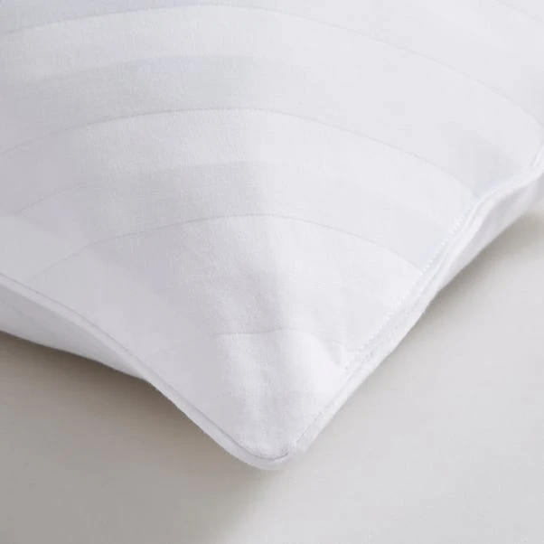 Hotel Luxury Cotton Side Sleeper V-Shape Pillow 6 Hotel Luxury Cotton Side Sleeper V-Shape Pillow - Image 4