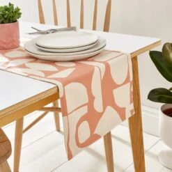 Cali Table Runner -Home Furnishing Store 30872276 alt02