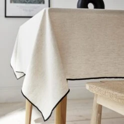 Contrast Stitch Tablecloth -Home Furnishing Store 30872288 alt01