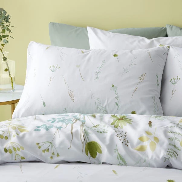 Meadows Duvet Cover & Pillowcase Set 4 Meadows Duvet Cover & Pillowcase Set - Image 2