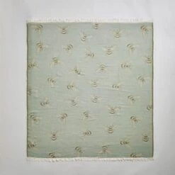 Bee Jacquard Woven Throw 155x170 14 Bee Jacquard Woven Throw 155x170 -Home Furnishing Store 30885996 alt05