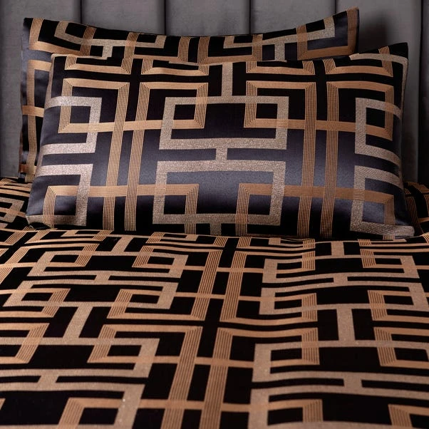 Soiree Bardon Black Duvet Cover And Pillowcase Set 8 Soiree Bardon Black Duvet Cover And Pillowcase Set - Image 6
