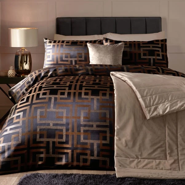 Soiree Bardon Black Duvet Cover And Pillowcase Set 14 Soiree Bardon Black Duvet Cover And Pillowcase Set - Image 12