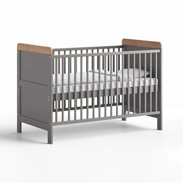 Little Acorns Classic Oak Effect Cot Bed 10 Little Acorns Classic Oak Effect Cot Bed - Image 8