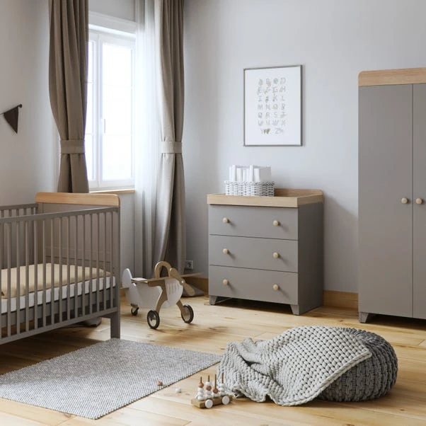 Little Acorns Classic Oak Effect Cot Bed 13 Little Acorns Classic Oak Effect Cot Bed - Image 11