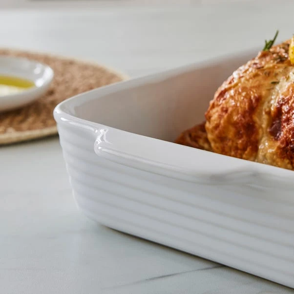 White Ribbed Medium Rectangle Roaster 4 White Ribbed Medium Rectangle Roaster - Image 2