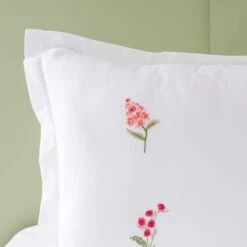 Rosetta Floral Embroidery Oxford Pillowcase -Home Furnishing Store 30897802 alt01