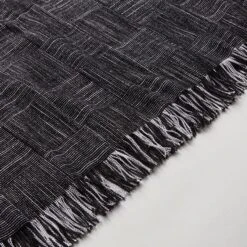Luxe Checkerboard Throw 130x180cm -Home Furnishing Store 30898328 alt04