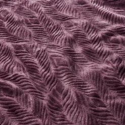 Leila Leaf Fleece Throw 130x170cm 33 Leila Leaf Fleece Throw 130x170cm -Home Furnishing Store 30898338 alt01