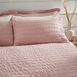 Aria Seersucker Duvet Cover And Pillowcase Set -Home Furnishing Store 30901656 alt01