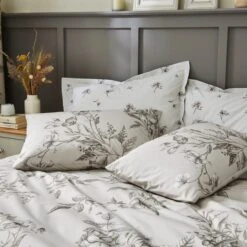 Bridget Etched Floral Oxford Pillowcase -Home Furnishing Store 30904227 alt02