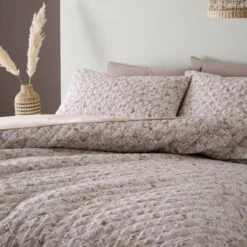 Edie Duvet Cover & Pillowcase Set 34 Edie Duvet Cover & Pillowcase Set -Home Furnishing Store 30915983 alt03