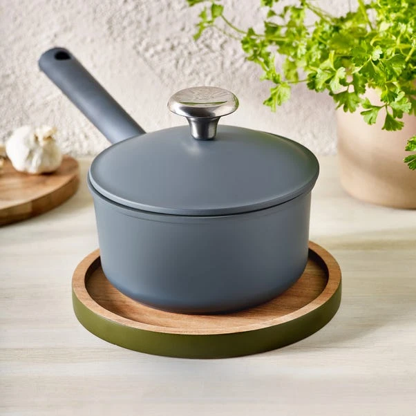 Wooden Colourblock Trivet Olive 4 Wooden Colourblock Trivet Olive - Image 2