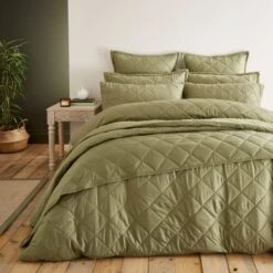 Helston Bedspread 41 Helston Bedspread -Home Furnishing Store 30924675 alt07