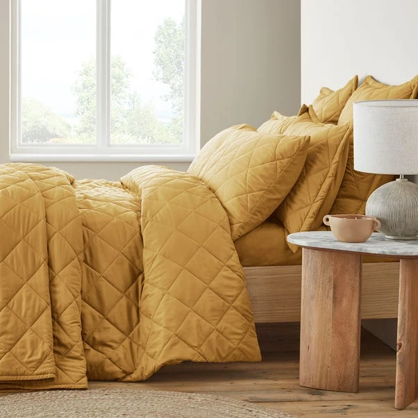 Helston Bedspread 5 Helston Bedspread - Image 3