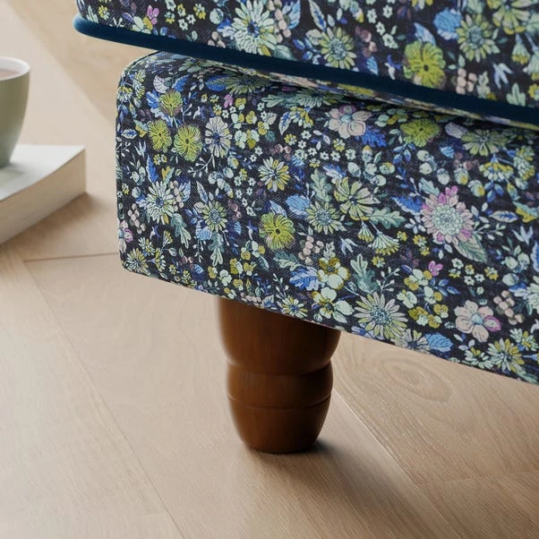 Beatrice Ditsy Floral Snuggle Chair 6 Beatrice Ditsy Floral Snuggle Chair - Image 4