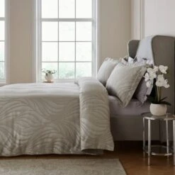 Dorma Whirl Wind Duvet Cover And Pillowcase Set 24 Dorma Whirl Wind Duvet Cover And Pillowcase Set -Home Furnishing Store 30927665 alt02