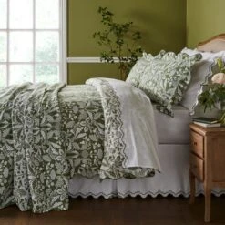 Dorma Dandelion Bedspread 13 Dorma Dandelion Bedspread -Home Furnishing Store 30927678 alt02