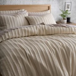 Arthur Stripe Duvet Cover And Pillowcase Set 24 Arthur Stripe Duvet Cover And Pillowcase Set -Home Furnishing Store 30929963 alt03