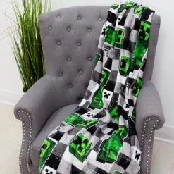 Minecraft Scribble Fleece Blanket -Home Furnishing Store 30931055 alt01