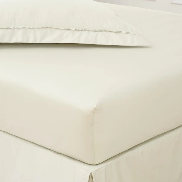 Dorma Luxurious & Silky 500 Thread Count Cotton Sateen Fitted Sheet 3 Dorma Luxurious & Silky 500 Thread Count Cotton Sateen Fitted Sheet