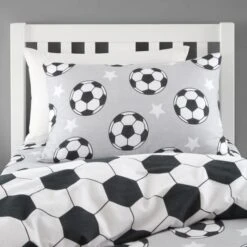 Catherine Lansfield Football Stars Brushed Cotton Duvet Cover And Pillowcase Set -Home Furnishing Store 30932006 alt01