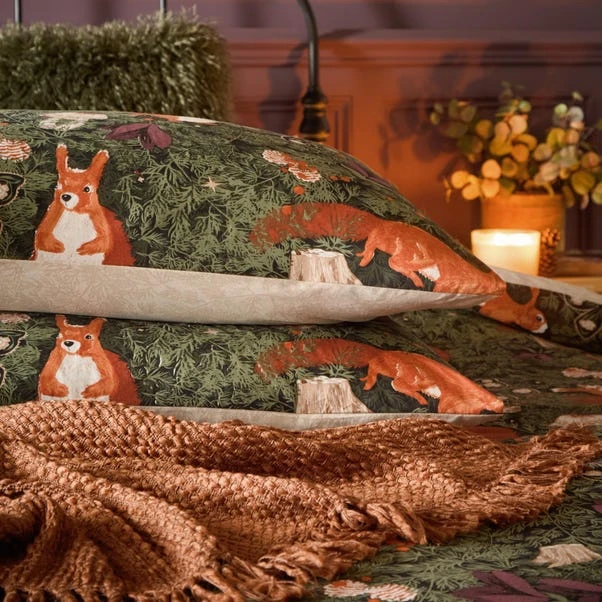 Furn Pineberry Forest Reversible Duvet Cover And Pillowcase Set 5 Furn Pineberry Forest Reversible Duvet Cover And Pillowcase Set - Image 3