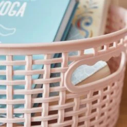 Checked Plastic 3L Round Basket -Home Furnishing Store 30933432 alt01