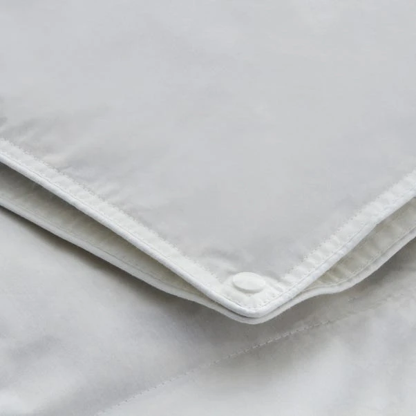Fogarty White Duck Feather And Down Duo 3 + 7.5 Tog All Seasons Duvet 4 Fogarty White Duck Feather And Down Duo 3 + 7.5 Tog All Seasons Duvet - Image 2