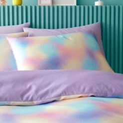 Iridescent Satin Reversible Duvet Cover And Pillowcase Set -Home Furnishing Store 30945429 alt01