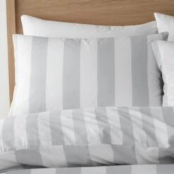 Catherine Lansfield Cove Stripe Duvet Cover And Pillowcase Set -Home Furnishing Store 30963023 alt01